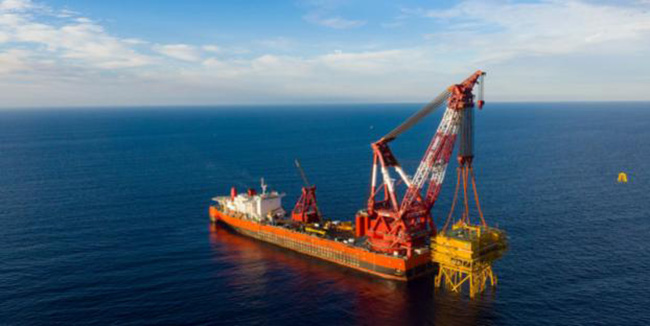 国内最大的海上风电“心脏”完成吊装