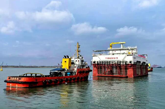 全国首座半潜式风光渔一体化海洋牧场项目竣工