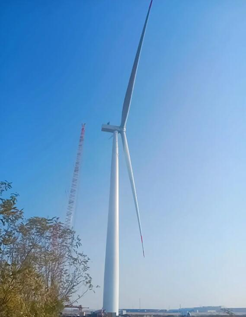 中船科技首台h260-12.6mw海上机组完成吊装