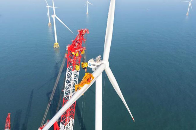全球首台20兆瓦海上风电机组完成吊装 全球首台20兆瓦海上风电机组完成吊装