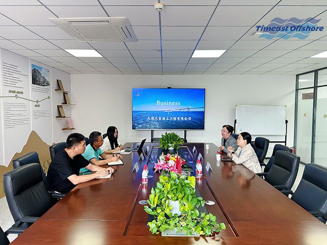 十三化建到访我司洽谈合作